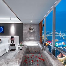 Ting无边际江景酒店(重庆解放碑云端之眼店)