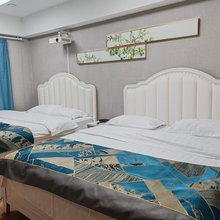 三月优享公寓(南京河西万达店)