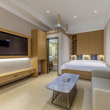 纳霏尔公寓酒店(薛家湾汽车站店)