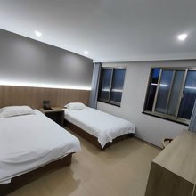 米朵酒店(上海奉城店)