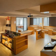 奕丘Comchill酒店(成都龙泉驿区龙华寺地铁站店)