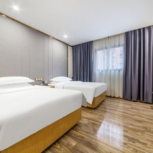 泊汀酒店(广州北京路步行街一德路地铁站店)
