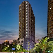 橡树林酒店(龙湖时代天街大坪地铁站店)