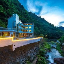 云霞·villa峡谷度假民宿