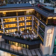 珠海九椽翠湖邸酒店(唐家湾站翠湖高尔夫店)