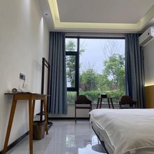 柒朵民宿(嘉鱼东湖学院店)