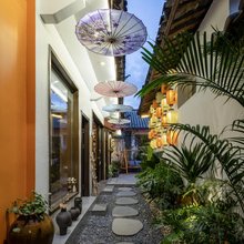 陌野云上·花园庭院客栈(丽江古城四方街店)