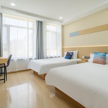 金悦遇海酒店(金石滩地铁站快乐海岸店)
