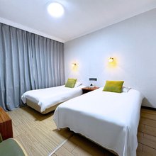 旺旺宾馆(金华世贸广场八一南街地铁站店)