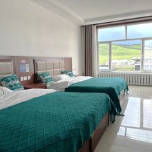 乌兰布统金泰宾馆