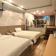 达州聚泉门商务酒店