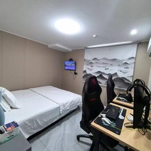 千里客栈(彩灯大世界恐龙馆店)