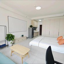 遇见影音公寓(天洲视界城店)