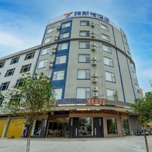 雅斯特酒店(玉林兴业县政府高铁站店)