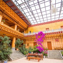 马店·藏式艺术美景度假美宿(香格里拉松赞林寺店)