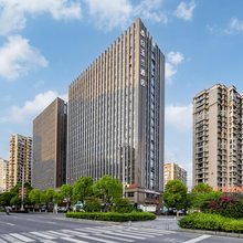 白玉兰酒店(恩施机场星汇广场店)