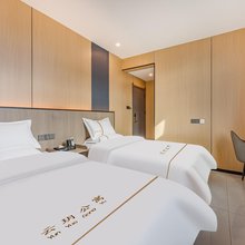 云玥公寓(广州南沙中山大学附属医院店)