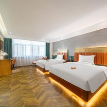 喆非酒店(成武翡翠城店)