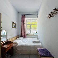 春霞旅店