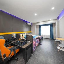 网鱼电竞酒店(青岛城阳万象汇店)
