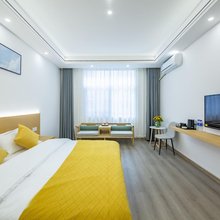 沐然酒店(大理兴盛大桥洱海公园店)