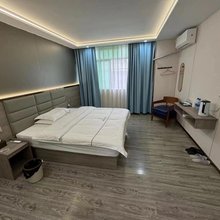 嘉宸公寓(白云大道北地铁站店)
