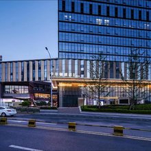 卡尔顿·Carlton｜空中溯野酒店(贵阳观山湖高铁北站店)