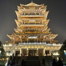 建融酒店(济南趵突泉齐鲁医院店)