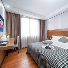 美夜酒店(广州石溪中医院店)