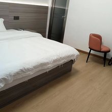 小金隐居繁华民宿