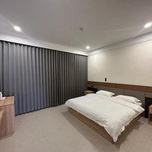 沁海众酒店