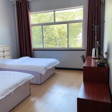 华顺宾馆(吕梁大武机场店)