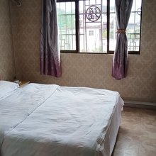 布依聚龙园