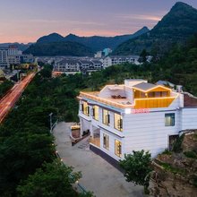 山居晓舍民宿(黄果树瀑布景区店)