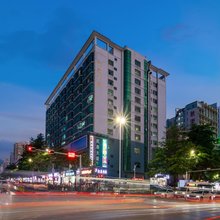 嘉瑞城艺术酒店(深圳北站民治地铁站店)