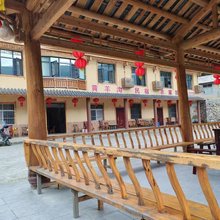 神农架黄羊沟民宿农家院