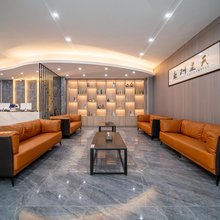 阿拉尔豪庭大酒店
