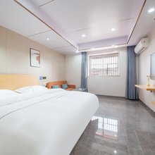 东莞居佳精品公寓(东城万达妇幼保健院店)