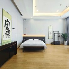 成都迷尼斯民宿(省医院草堂西区少陵路店)