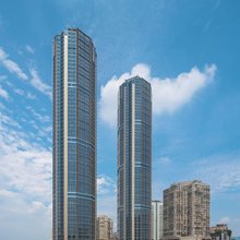 永怡悦澜假日酒店(重庆渝中区两路口地铁站店)