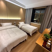 夏河馨丽宾馆