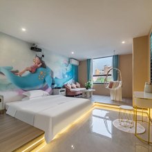 轻·曼希酒店(玛雅海滩水公园灌婴路地铁站店)