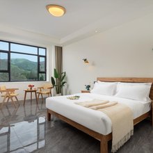 那拉提云山美地民宿