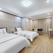 广州通程宾馆(上下九步行街黄沙地铁站店)