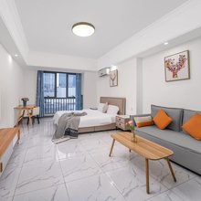 棠宿公寓(广州长隆南村万博地铁站店)