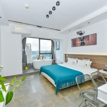 华人易居童虎公寓(贵阳花果园财富广场店)