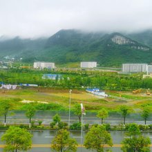 百里杜鹃宿花间客栈