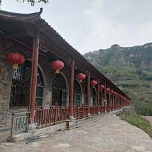 圆梦山庄石头窑洞民宿
