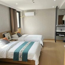 上海云蝠酒店(浦东国际机场祝桥店)