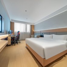 泊雅·漫时光电竞